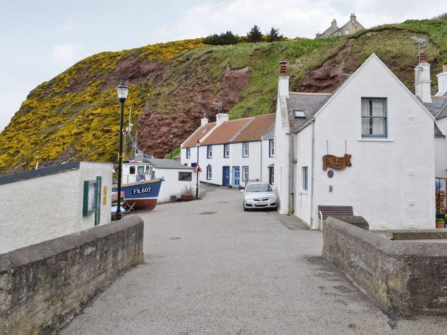 Fisherman'S Cottage In Pennan Eksteriør bilde